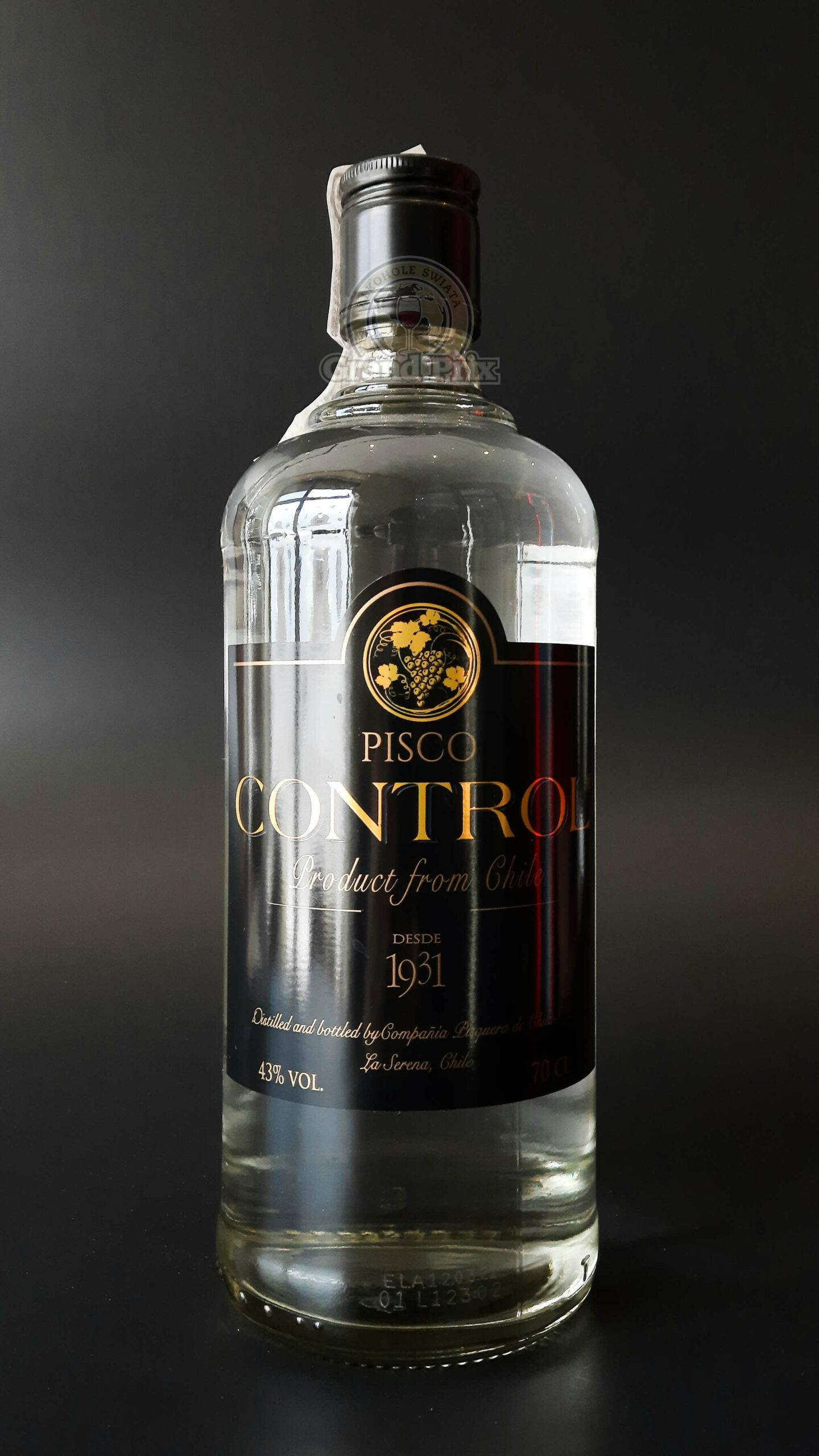 PISCO CONTROL 43% 0,7L - Świata Alkohole